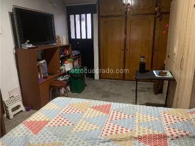 Casa de 5 alcobas en venta en El Batán, Bogotá, 171 m² · foto 12 de 20