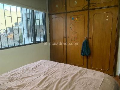 Casa de 5 alcobas en venta en El Batán, Bogotá, 171 m² · foto 17 de 20