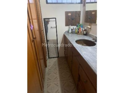 Casa de 5 alcobas en venta en El Batán, Bogotá, 171 m² · foto 20 de 20