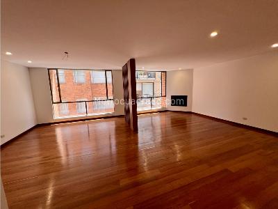 Apartamento en venta en Santa Barbara, Bogotá · foto 3 de 20