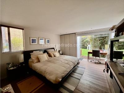 Apartamento de 3 alcobas en venta en El Retiro, Bogotá, 183 m² · foto 8 de 17