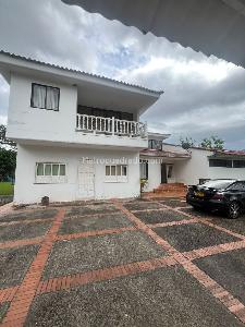 Casa de 5 alcobas en venta en Vereda Vanguardia Cra 19, Villavicencio, 490 m² · foto 7 de 12