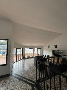 Casa de 5 alcobas en venta en Vereda Vanguardia Cra 19, Villavicencio, 490 m² · foto 8 de 12