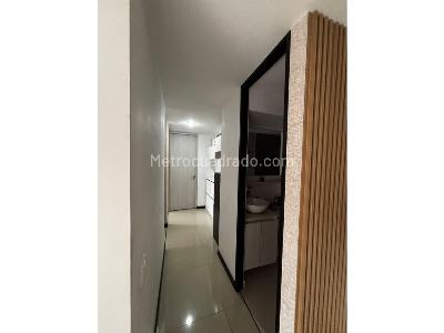 Apartamento en venta en Itagui, Itagüí · foto 4 de 13