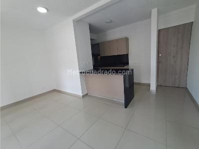 Apartamento de 3 alcobas en arriendo en San German, Medellín, 78 m² · foto 10 de 19