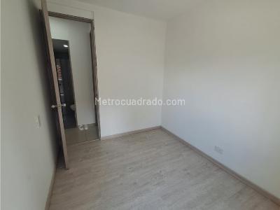 Apartamento de 3 alcobas en arriendo en San German, Medellín, 78 m² · foto 11 de 19