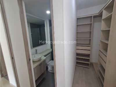Apartamento de 3 alcobas en arriendo en San German, Medellín, 78 m² · foto 15 de 19
