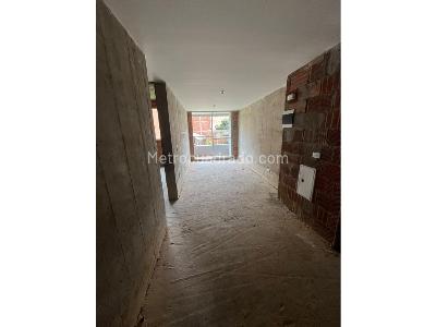 Apartamento de 2 alcobas en venta en San Gabriel, Bello, 48 m² · foto 3 de 7