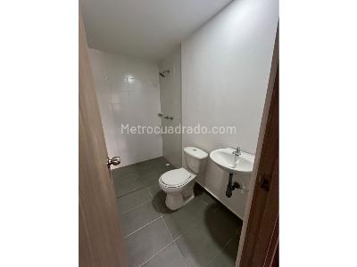 Apartamento de 2 alcobas en venta en San Gabriel, Bello, 48 m² · foto 4 de 7