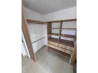 Apartamento en venta en La Floresta, Medellín · foto 13 de 16