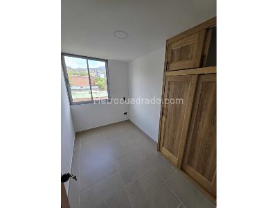 Apartamento en venta en La Floresta, Medellín · foto 9 de 16
