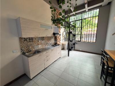Apartaestudio en arriendo en Estadio, Medellín, 40 m² · foto 2 de 5