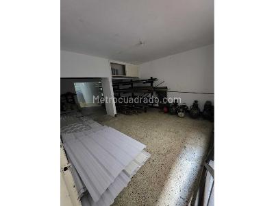 Casa de 4 alcobas en venta en Calasanz, Medellín, 272 m² · foto 12 de 15