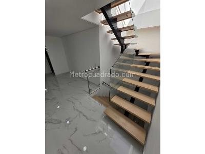 Apartamento de 4 alcobas en venta en Laureles, Medellín, 300 m² · foto 17 de 20