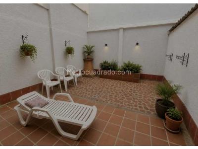 Casa de 4 alcobas en venta en Suramericana, Medellín, 252 m² · foto 4 de 14