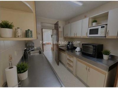 Casa de 4 alcobas en venta en Suramericana, Medellín, 252 m² · foto 5 de 14