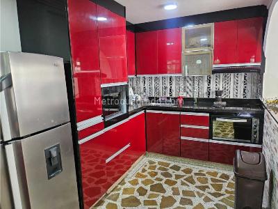 Apartamento de 3 alcobas en venta en Laureles, Medellín, 90 m² · foto 5 de 15