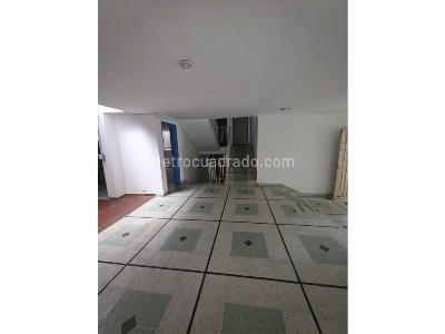 Casa en arriendo en Calasanz, Medellín · foto 4 de 20