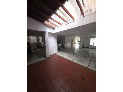 Casa en arriendo en Calasanz, Medellín · foto 6 de 20