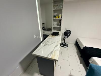 Apartaestudio en arriendo en El Velodromo, Medellín, 40 m² · foto 2 de 8