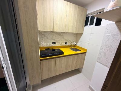 Apartaestudio en arriendo en El Velodromo, Medellín, 40 m² · foto 2 de 4