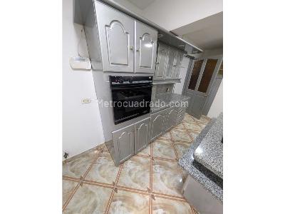 Apartamento en arriendo en Laureles, Medellín · foto 4 de 18