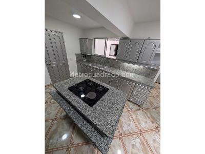 Apartamento en arriendo en Laureles, Medellín · foto 5 de 18