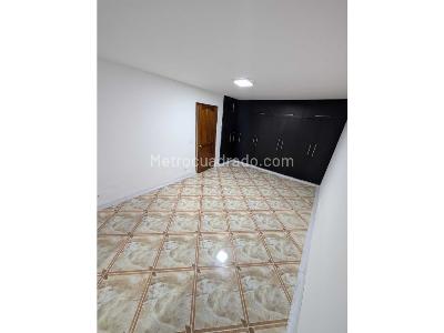 Apartamento en arriendo en Laureles, Medellín · foto 14 de 18