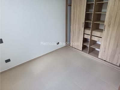 Apartamento de 3 alcobas en arriendo en Robledo Pajarito, Medellín, 55 m² · foto 11 de 20