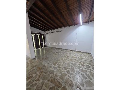 Casa de 4 alcobas en arriendo en El Velodromo, Medellín, 180 m² · foto 2 de 18