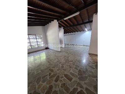 Casa de 4 alcobas en arriendo en El Velodromo, Medellín, 180 m² · foto 4 de 18