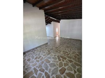 Casa de 4 alcobas en arriendo en El Velodromo, Medellín, 180 m² · foto 5 de 18