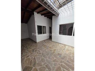 Casa de 4 alcobas en arriendo en El Velodromo, Medellín, 180 m² · foto 12 de 18