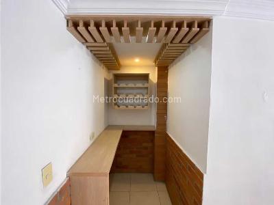 Apartamento de 3 alcobas en arriendo en La Castellana, Medellín, 130 m² · foto 4 de 15