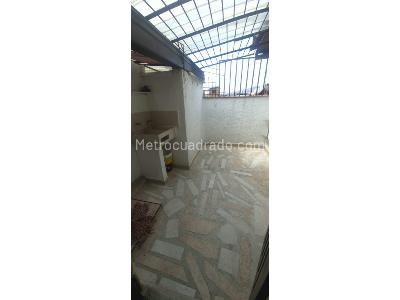Casa de 4 alcobas en venta en El Mirador, Bello, 90 m² · foto 19 de 20