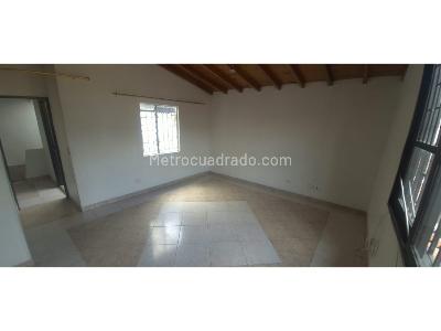 Casa de 4 alcobas en venta en El Mirador, Bello, 90 m² · foto 9 de 20