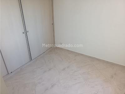 Apartamento de 3 alcobas en arriendo en Robledo Pajarito, Medellín, 50 m² · foto 12 de 20