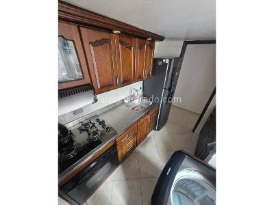 Apartamento de 3 alcobas en venta en Chagualo, Medellín, 54 m² · foto 2 de 16