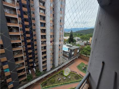 Apartamento de 3 alcobas en venta en Chagualo, Medellín, 54 m² · foto 6 de 16