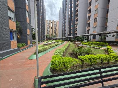 Apartamento de 3 alcobas en venta en Chagualo, Medellín, 54 m² · foto 7 de 16
