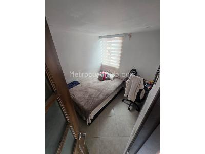 Apartamento de 3 alcobas en venta en Chagualo, Medellín, 54 m² · foto 13 de 16