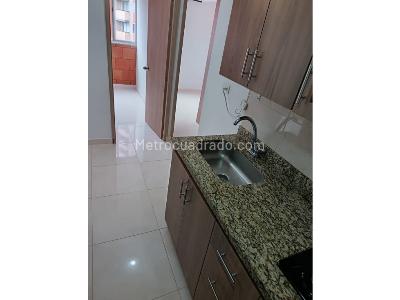 Apartamento de 3 alcobas en arriendo en Robledo Pajarito, Medellín, 55 m² · foto 10 de 20