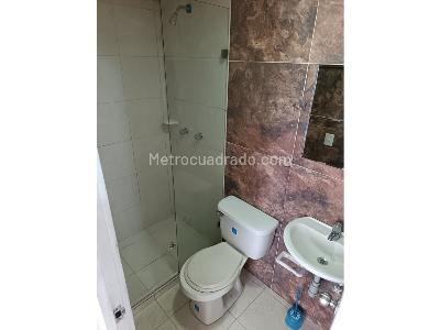 Apartamento de 3 alcobas en arriendo en Robledo Pajarito, Medellín, 55 m² · foto 15 de 20