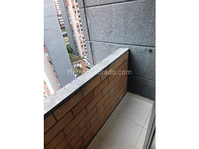 Apartamento de 3 alcobas en arriendo en Robledo Pajarito, Medellín, 55 m² · foto 4 de 20
