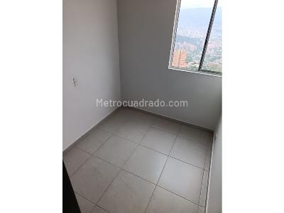 Apartamento de 3 alcobas en arriendo en Robledo Pajarito, Medellín, 55 m² · foto 12 de 20