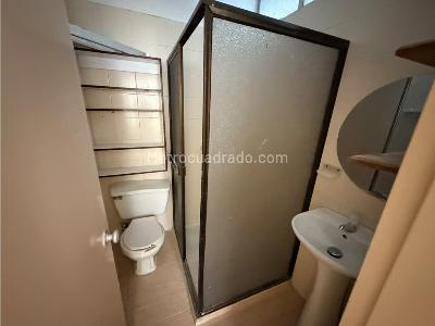 Casa de 5 alcobas en arriendo en Cristo Rey, Medellín, 150 m² · foto 7 de 13