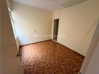 Casa de 5 alcobas en arriendo en Cristo Rey, Medellín, 150 m² · foto 13 de 13