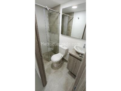 Apartamento de 3 alcobas en arriendo en Robledo Pajarito, Medellín, 55 m² · foto 13 de 16