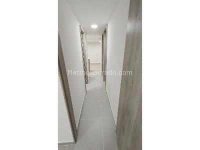 Apartamento de 3 alcobas en arriendo en Robledo Pajarito, Medellín, 55 m² · foto 14 de 16