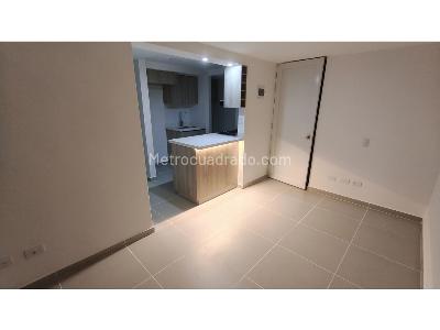 Apartamento de 3 alcobas en arriendo en Robledo Pajarito, Medellín, 55 m² · foto 3 de 16